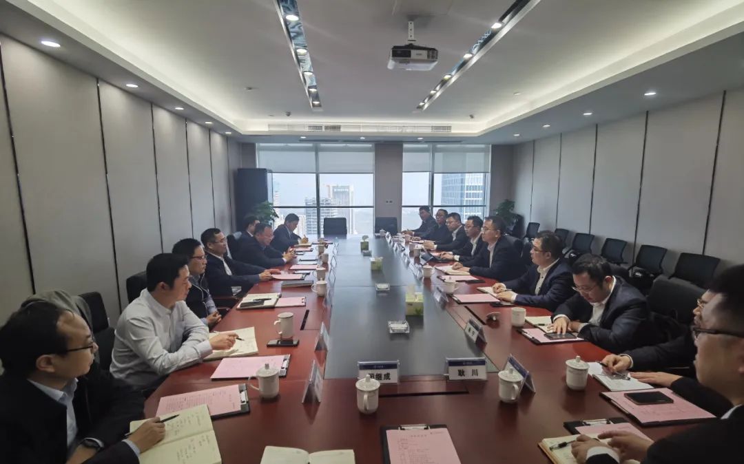 公司主要领导在成都开展系列商务活动 公司主要领导在成都开展系列商务活动