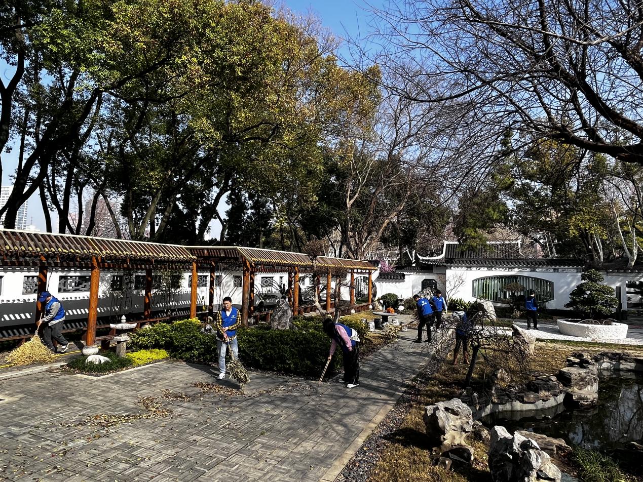 公司团委组织开展学雷锋志愿服务活动