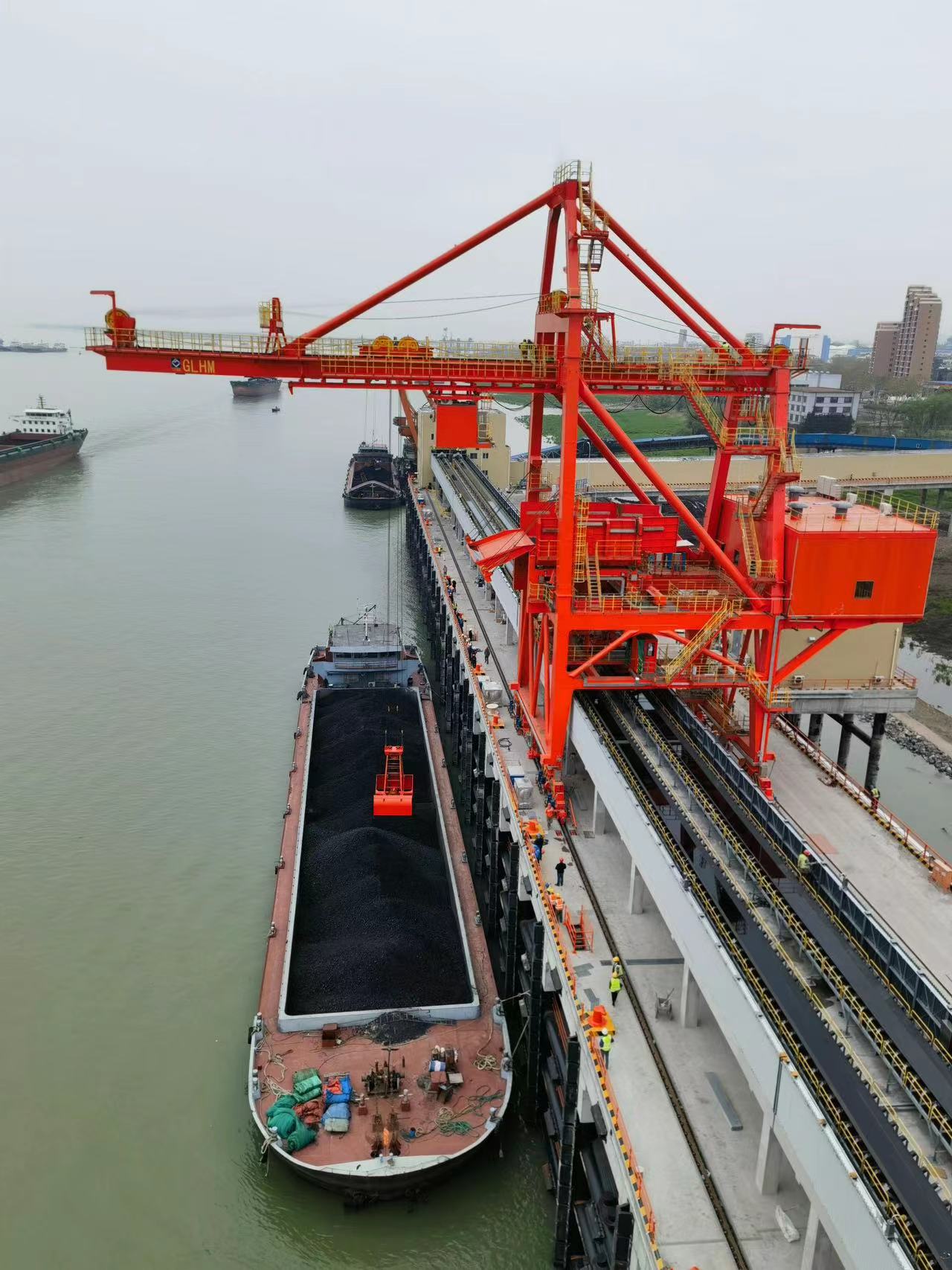 国能九江煤码头干灰泊位改建工程项目进入试运行阶段 国能九江煤码头干灰泊位改建工程项目进入试运行阶段