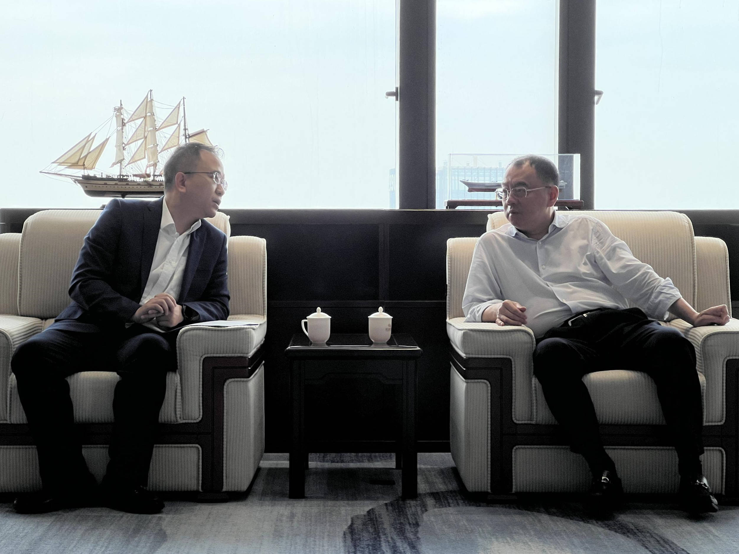 公司主要领导赴福建开展系列商务活动 公司主要领导赴福建开展系列商务活动