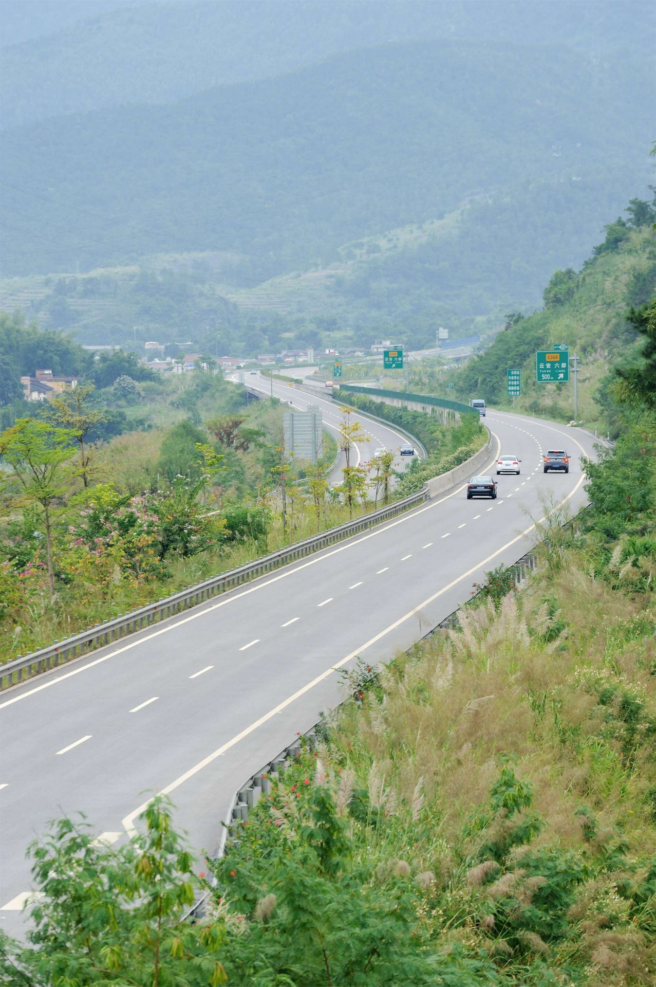 广东广梧高速公路河口至平台段项目