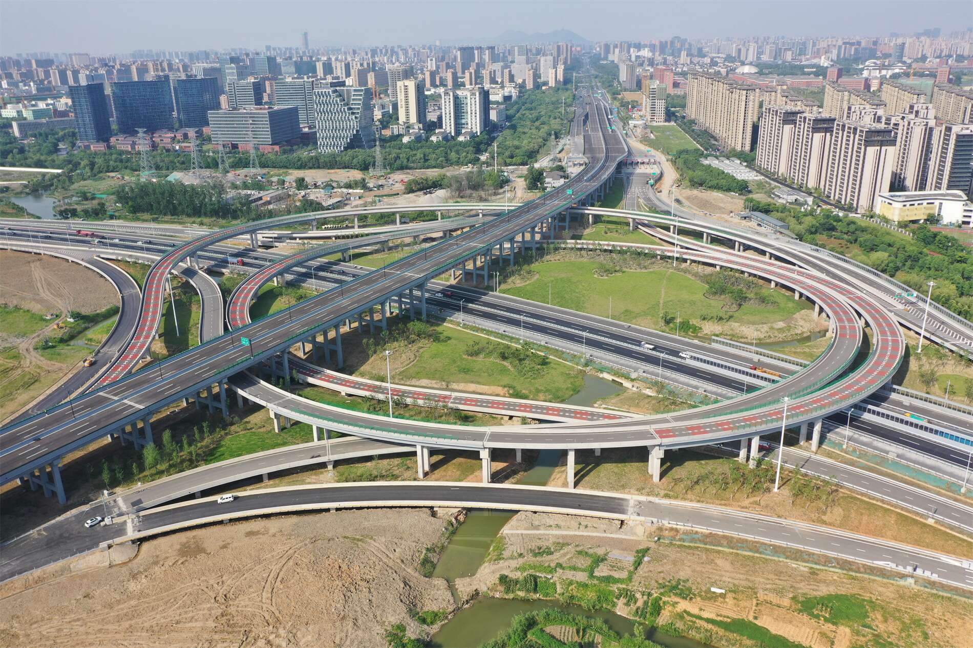 杭州绕城高速公路三墩互通改建工程