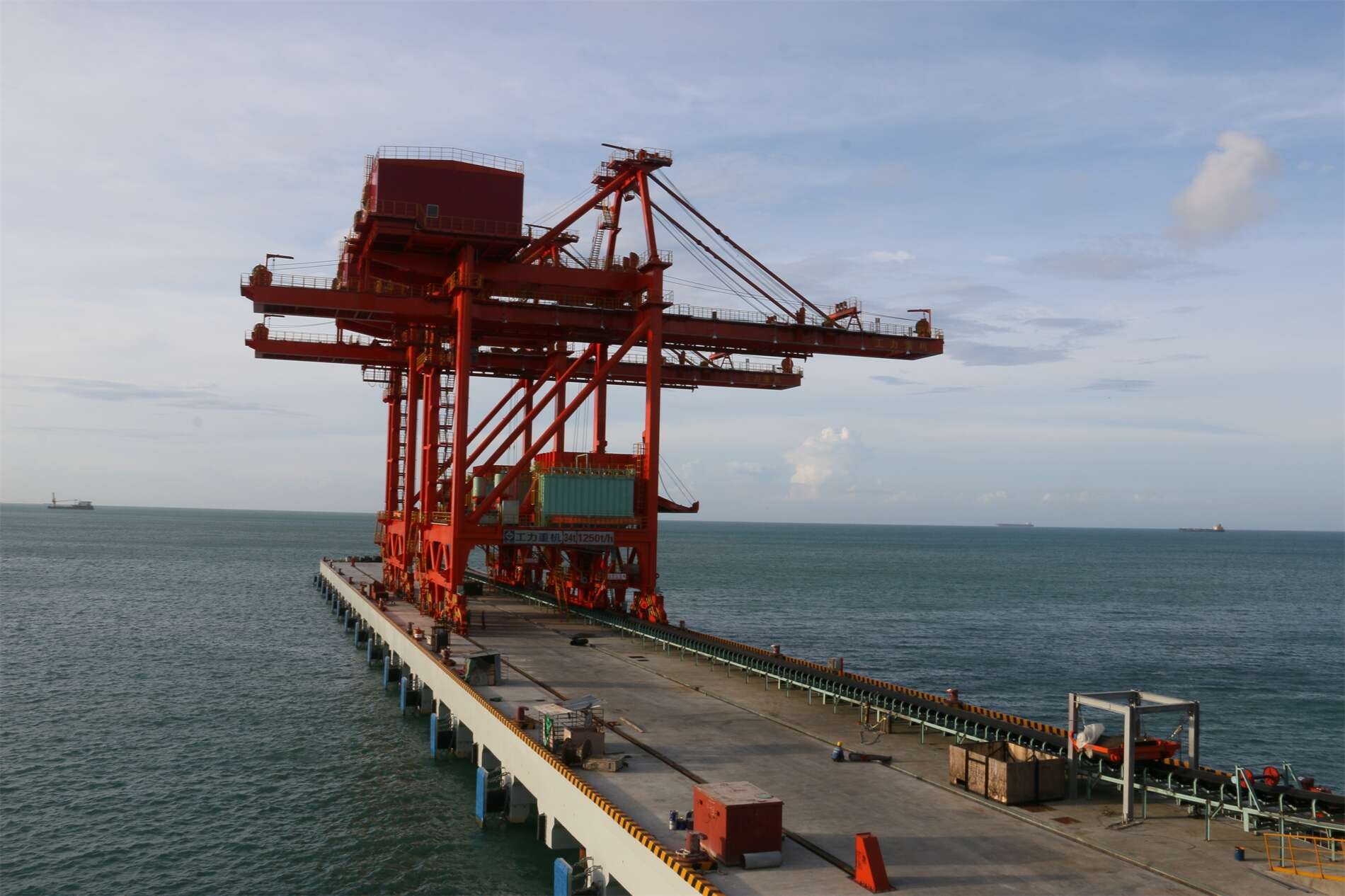 印尼孔雀港400万吨水泥粉磨站项目码头工程