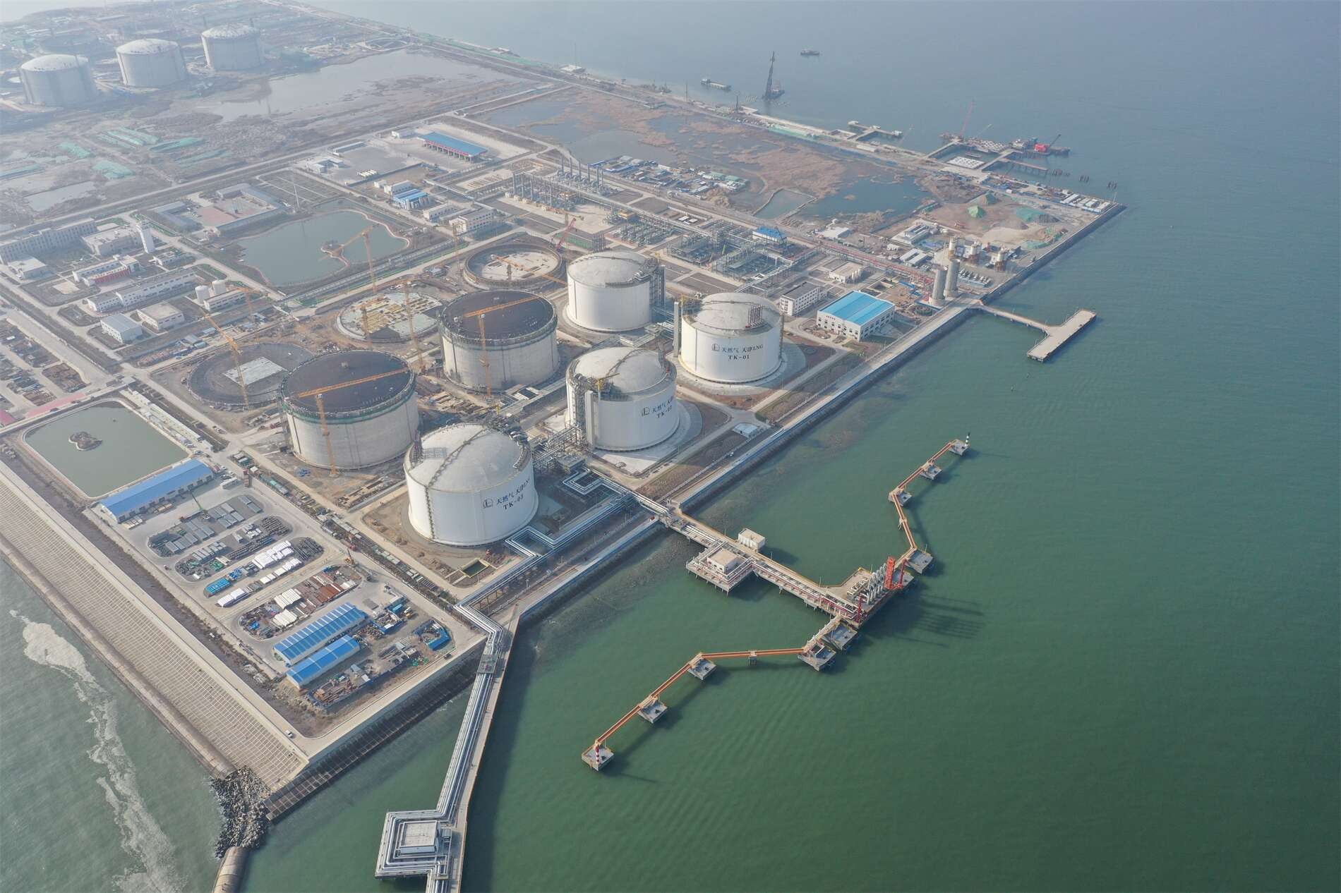 天津液化天然气（LNG）项目码头及陆域形成工程