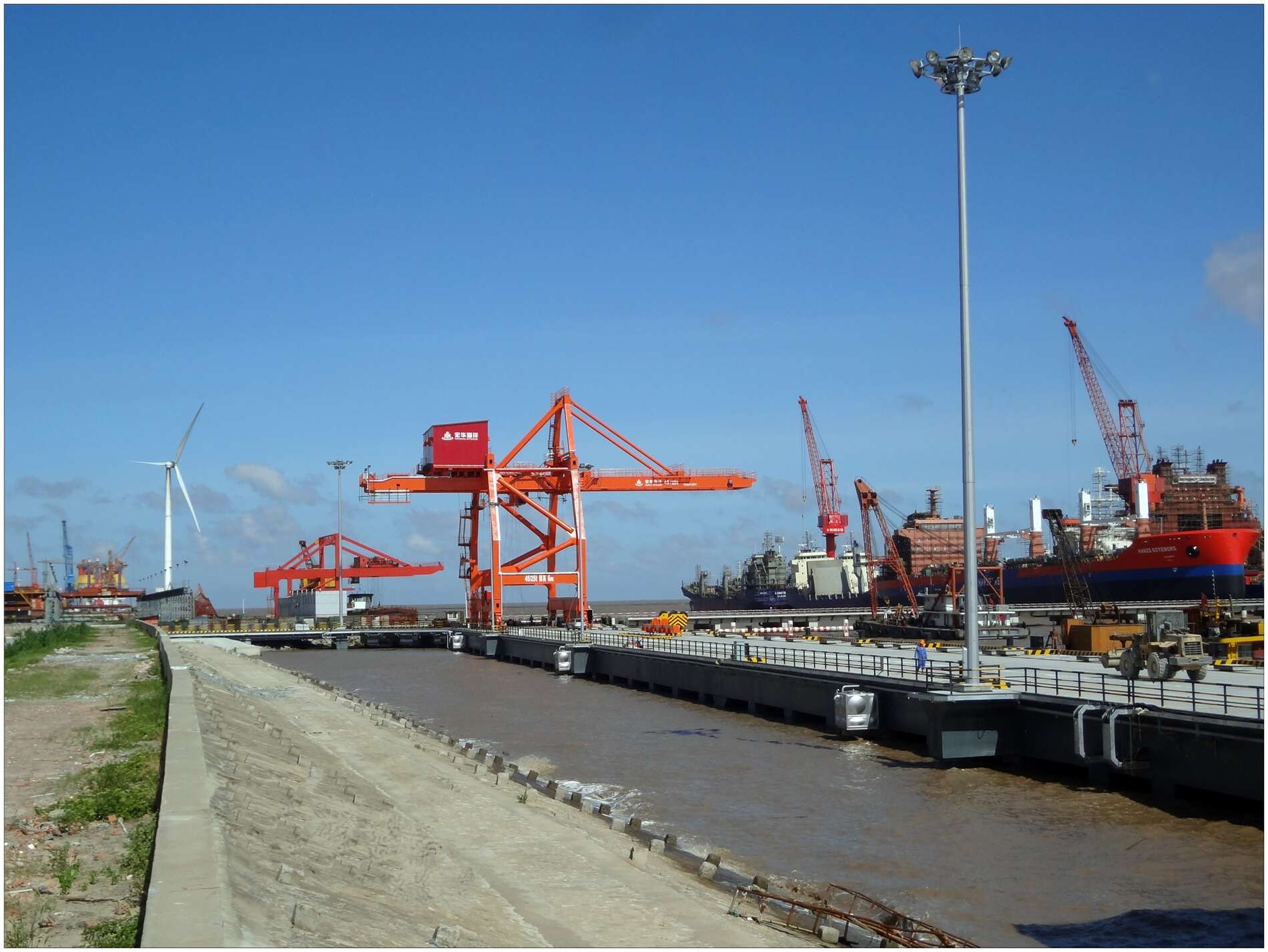 宏华海洋油气装备(江苏)有限公司启东制造基地工程