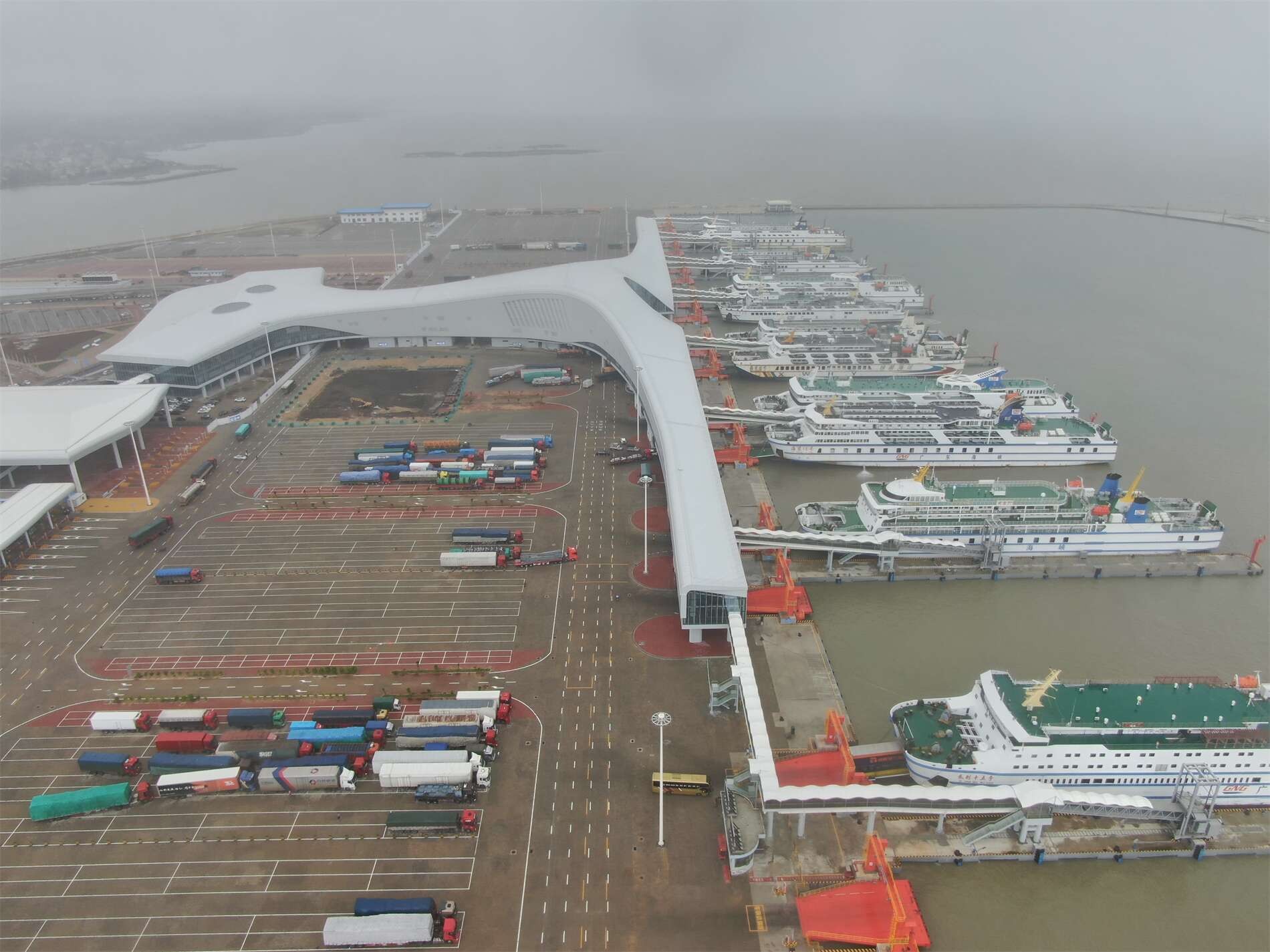 湛江港徐闻港区南山作业区客货滚装码头工程