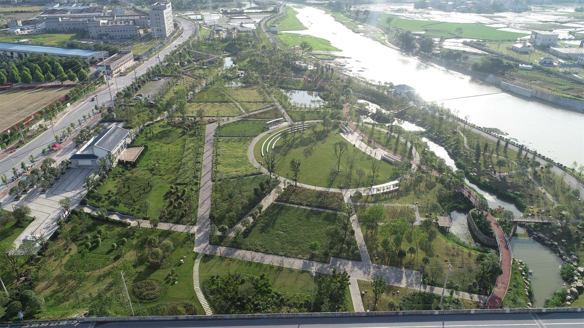 通城县城区河道生态治理项目